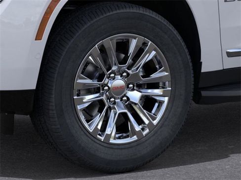 New 2026 GMC Yukon Denali image 9