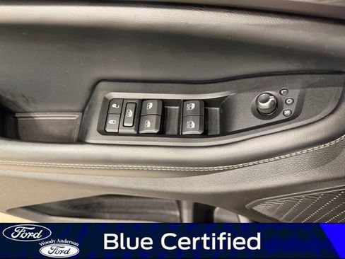 Used 2023 Jeep Grand Cherokee L Laredo AWD/4WD image 21