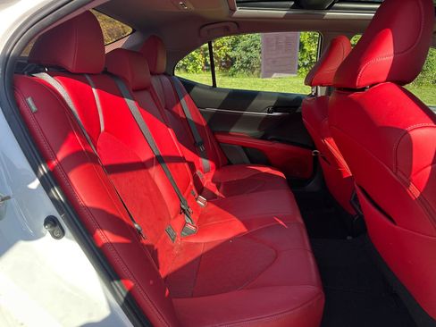 Used 2019 Toyota Camry XSE FWD image 19