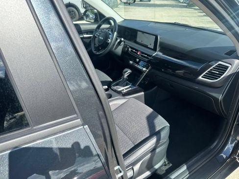 Used 2025 Kia Seltos S FWD image 28