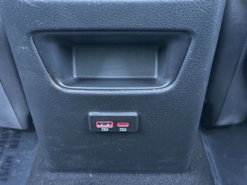 Used 2019 Nissan Sentra SR w/ Exterior Package image 26