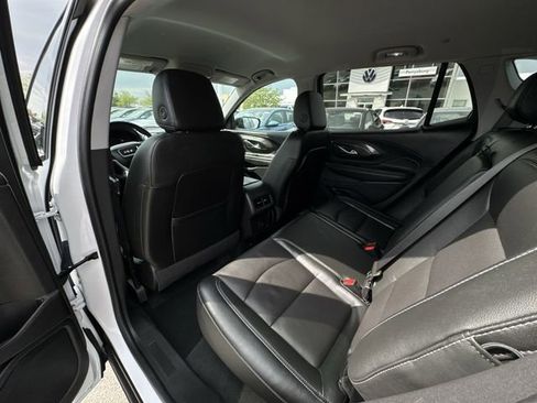 Used 2023 GMC Terrain SLT w/ Elevation Edition FWD image 21