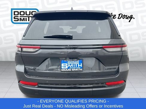 New 2025 Jeep Grand Cherokee Limited w/ Black Appearance Package image 32