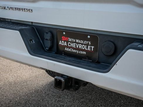 Used 2022 Chevrolet Silverado 1500 Custom RWD image 12