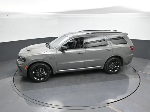 Used 2025 Dodge Durango R/T AWD/4WD image 47