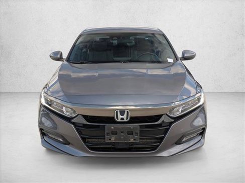 Used 2019 Honda Accord Sport image 2