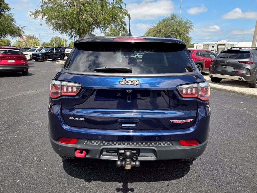 Used 2017 Jeep Compass Trailhawk w/ Navigation Group AWD/4WD image 13