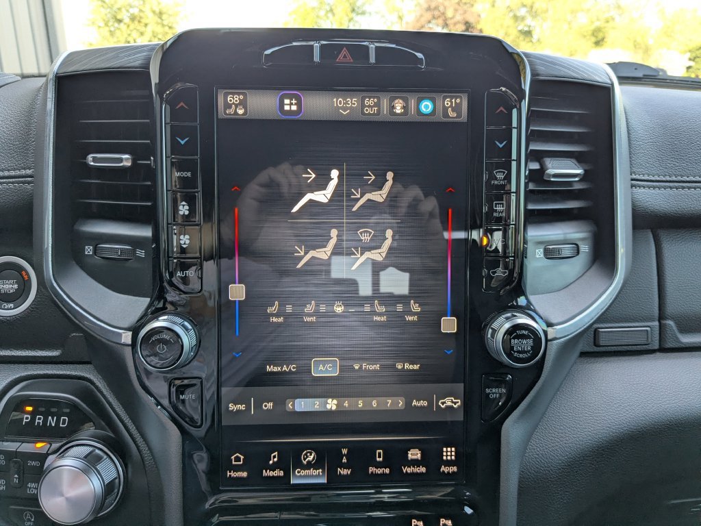 Used 2023 RAM 1500 Laramie AWD/4WD image 26