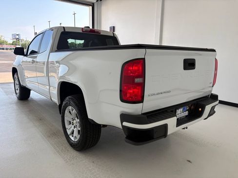 Used 2022 Chevrolet Colorado LT w/ Fleet Safety Package RWD image 16