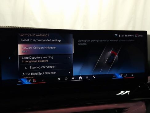 New 2026 BMW 550e xDrive image 23