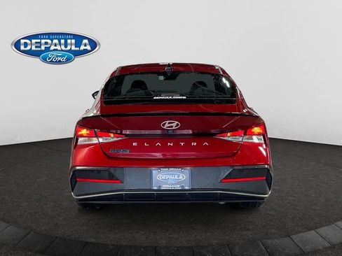 Used 2025 Hyundai Elantra Sport FWD image 5