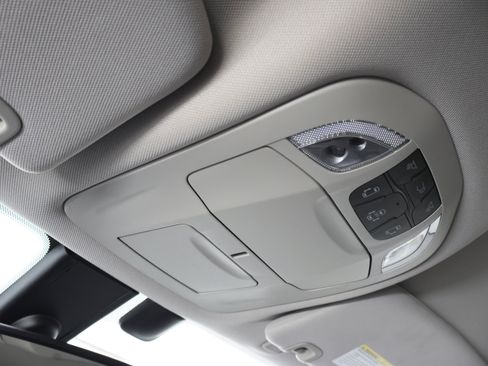 Used 2020 Chrysler Pacifica Touring-L Plus FWD image 59