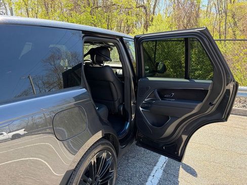 New 2026 Land Rover Range Rover SE AWD/4WD image 16