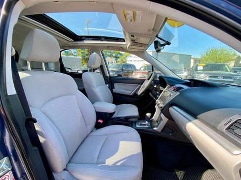 Used 2014 Subaru Forester 2.5i Premium w/ Popular Package #1 AWD/4WD image 9