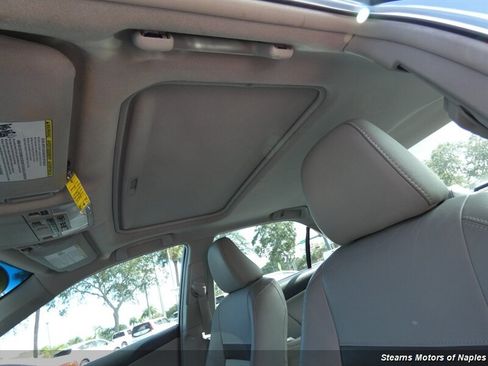 Used 2012 Toyota Camry XLE FWD image 37