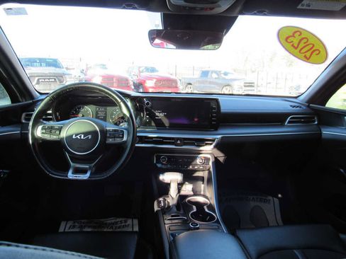 Used 2023 Kia K5 GT-Line image 11
