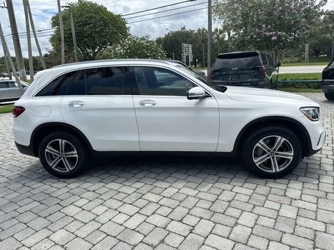 Used 2022 Mercedes-Benz GLC 300 4MATIC w/ Multimedia Package Lite image 35