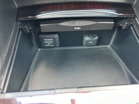 Used 2016 Acura TLX V6 FWD image 25