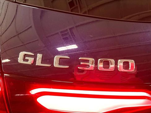 Used 2023 Mercedes-Benz GLC 300 4MATIC image 10