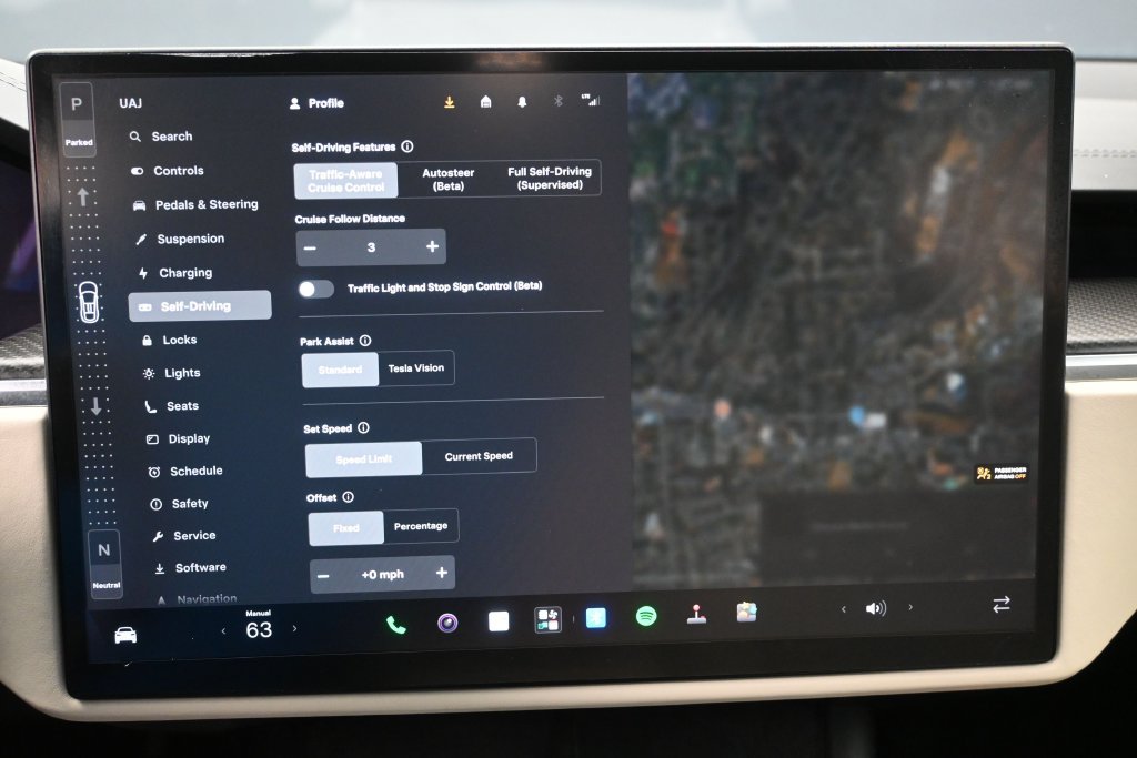 Used 2022 Tesla Model X Plaid AWD/4WD image 19
