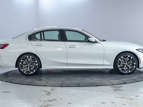 Used 2026 BMW 330i Sedan w/ Premium Package RWD image 8