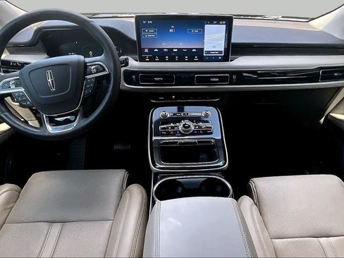 Used 2023 Lincoln Nautilus Reserve w/ Equipment Group 201A AWD/4WD image 16