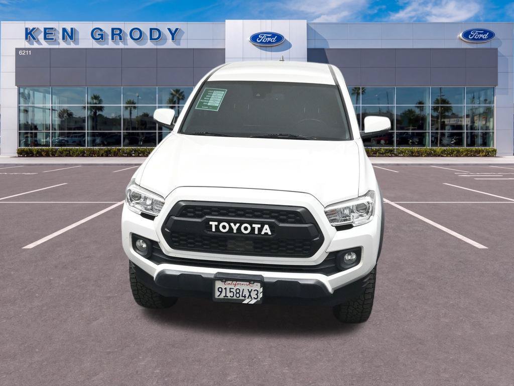 Used 2021 Toyota Tacoma SR5 w/ Trail Edition AWD/4WD image 10