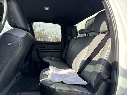 New 2023 RAM 3500 Tradesman AWD/4WD image 31