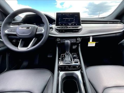 Used 2026 Jeep Compass Limited image 21