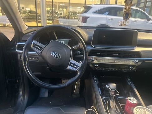 Used 2021 Kia Telluride SX w/ SX Prestige Package image 7