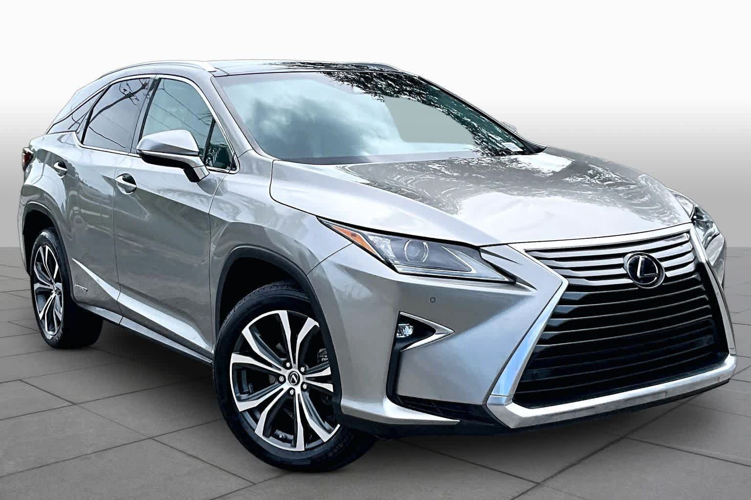 Used 2018 Lexus RX 450h AWD w/ Premium Package image 3