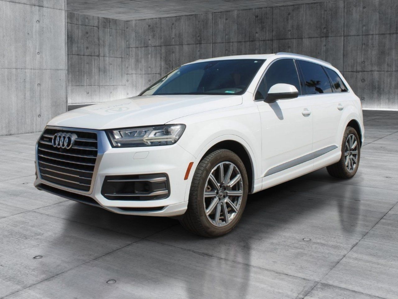 Used 2018 Audi Q7 3.0T Premium Plus AWD/4WD image 12