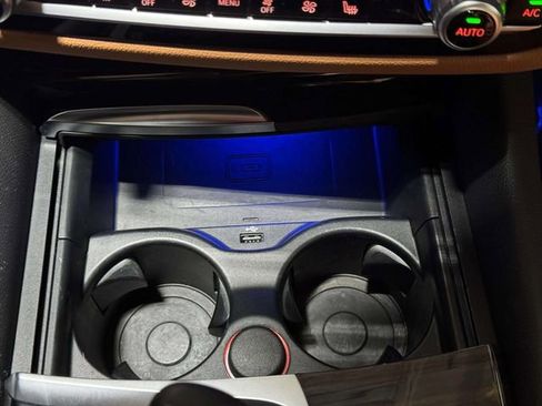 Used 2019 BMW 530i xDrive image 22