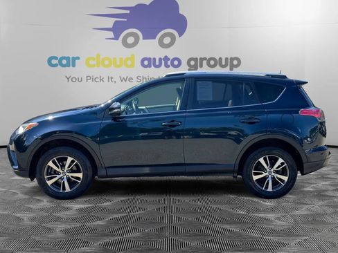 Used 2018 Toyota RAV4 XLE AWD/4WD image 2