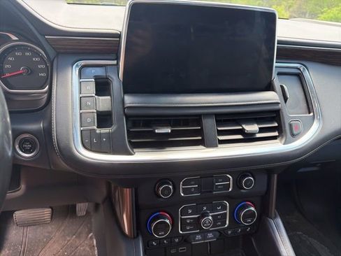 Used 2021 Chevrolet Suburban High Country w/ Premium Package AWD/4WD image 6