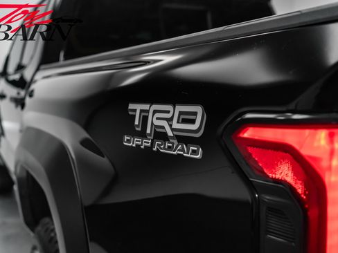 Used 2025 Toyota Tacoma TRD Off-Road image 14