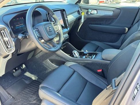 New 2026 Volvo XC40 B5 Plus w/ Protection Package Premier image 18