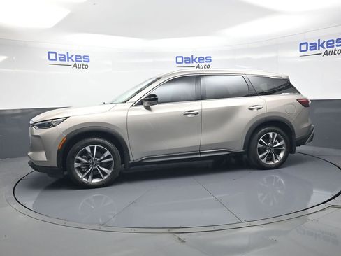 Used 2025 INFINITI QX60 Luxe FWD image 5