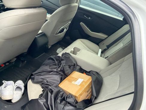 Used 2023 Honda Accord EX image 5