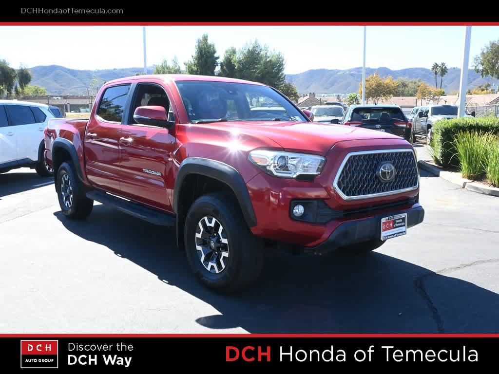 Used 2018 Toyota Tacoma TRD Off-Road w/ Technology Package AWD/4WD image 3