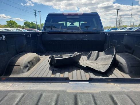 Used 2022 GMC Sierra 3500 Denali w/ Denali Ultimate Package image 11