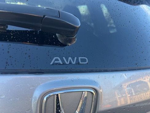 Certified 2024 Honda CR-V EX image 9