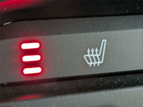 Certified 2023 RAM 1500 Big Horn image 23