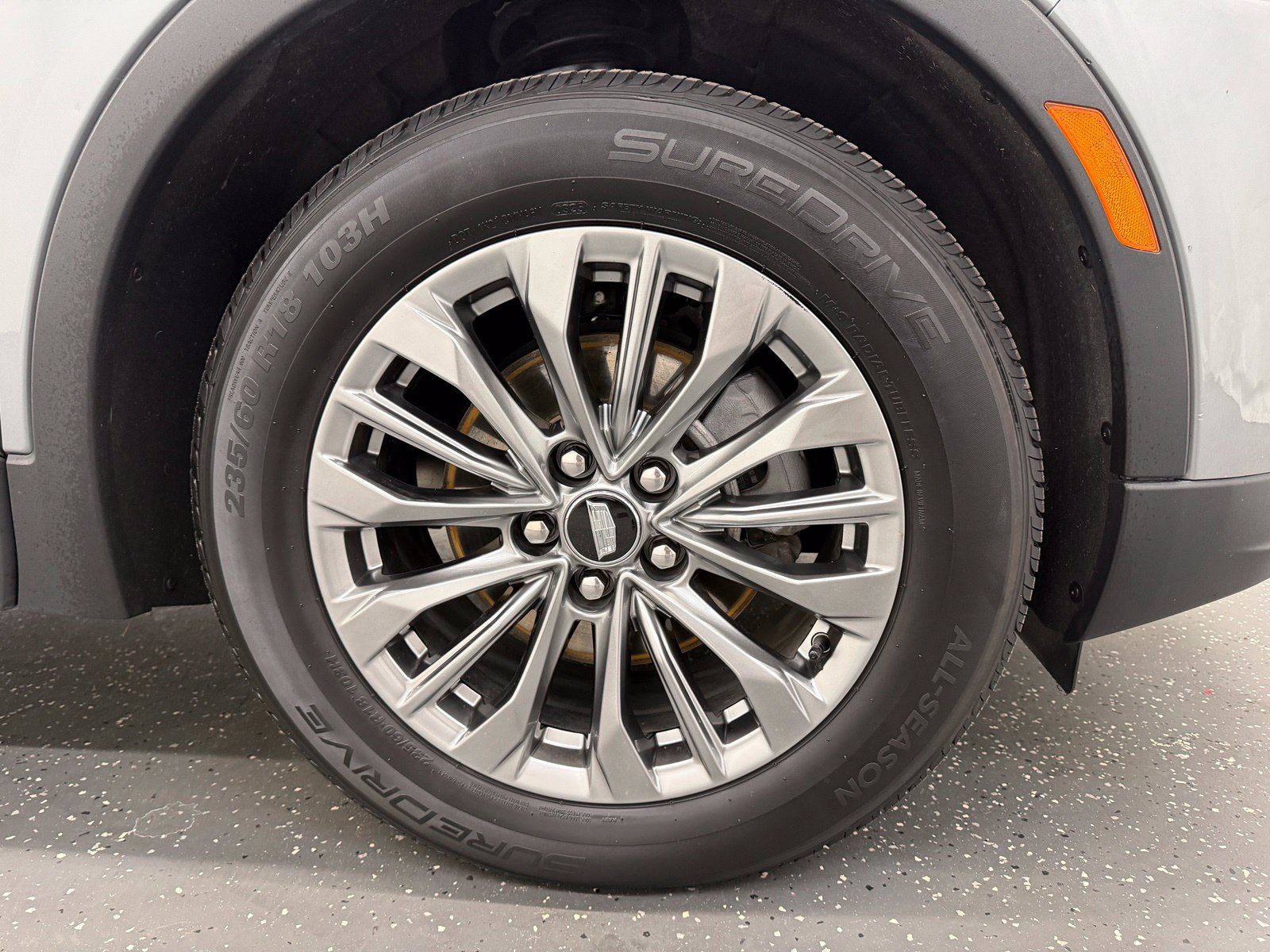 Used 2024 Cadillac XT4 Premium Luxury FWD image 21