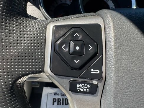 Used 2014 Toyota Tacoma 2WD Access Cab w/ SR5 Package image 18