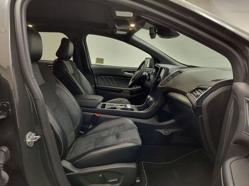 Used 2022 Ford Edge ST w/ Equipment Group 401A image 31