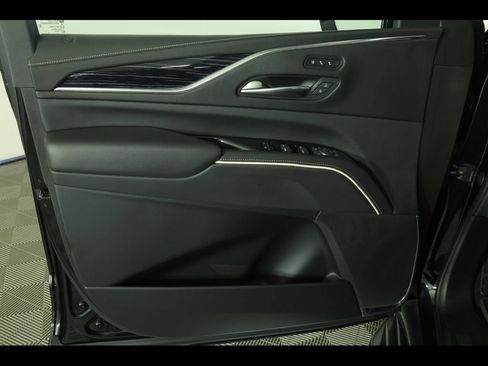 Certified 2022 Cadillac Escalade Sport w/ Touring Package AWD/4WD image 28
