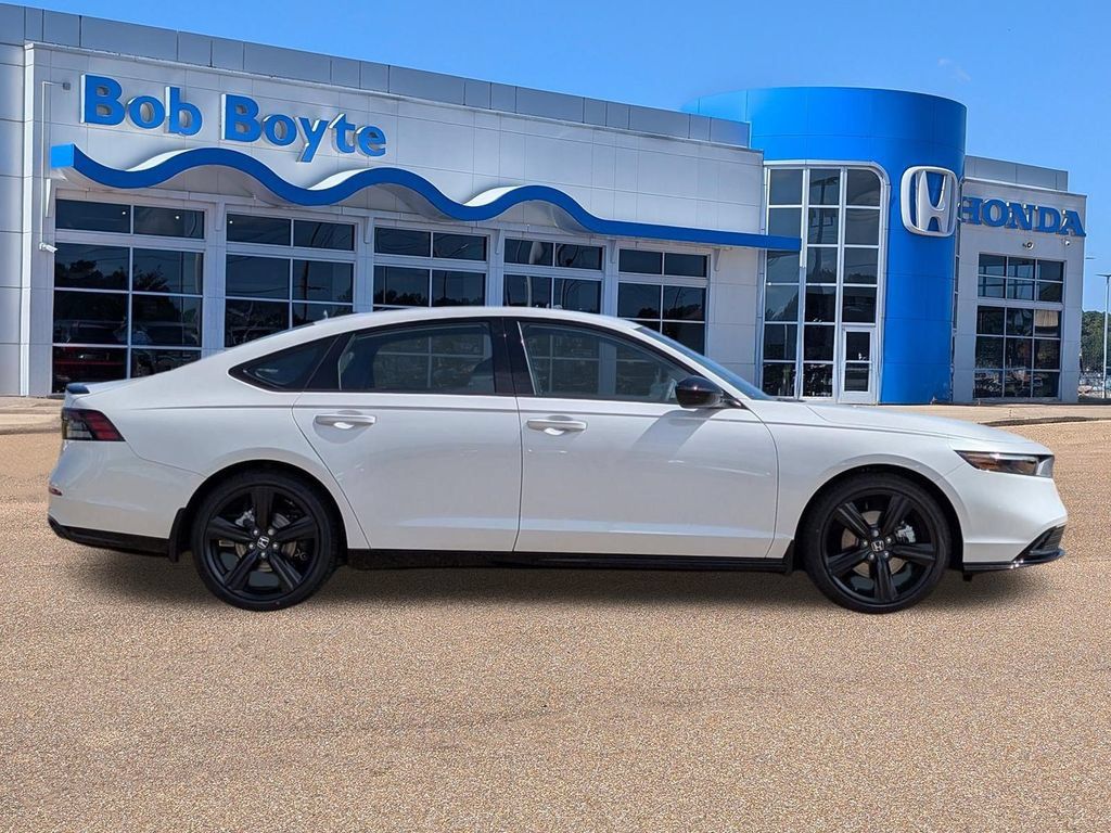 Certified 2026 Honda Accord Sport image 6
