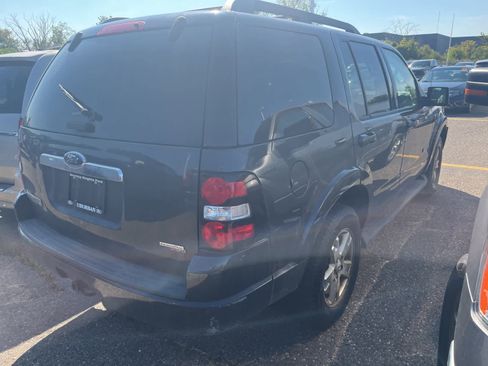 Used 2007 Ford Explorer XLT image 12