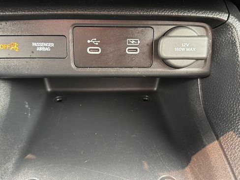 Used 2025 Honda Civic Sport image 19